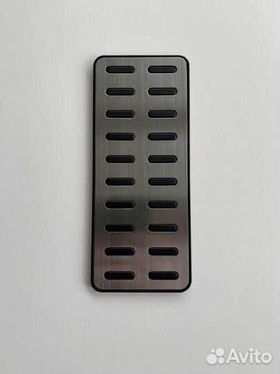 Накладка на зону отдыха левой ноги (универсальная)