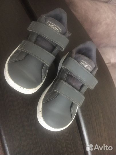 Кроссовки детские adidas 24 grand court