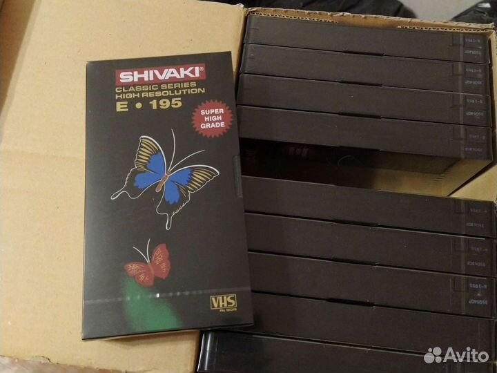 Видеокассеты vhs новые, запечатанные
