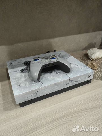Xbox one x Gears of war 1tb
