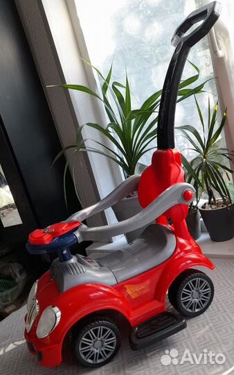 Машинка каталка толокар новая
