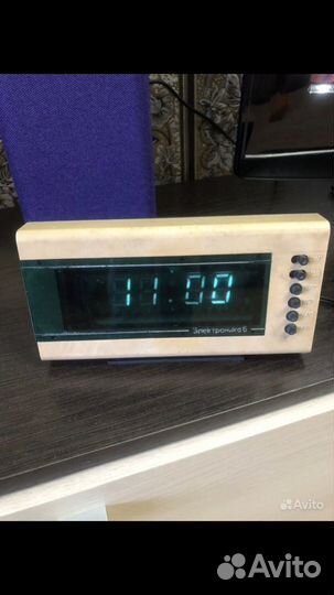 Часы,будильник СССР