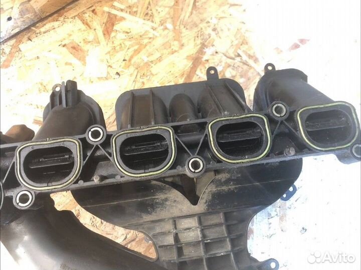 Коллектор впускной Ford Mondeo