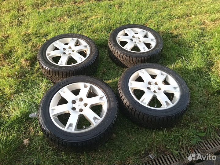 Диски Toyota с зимней резиной 16