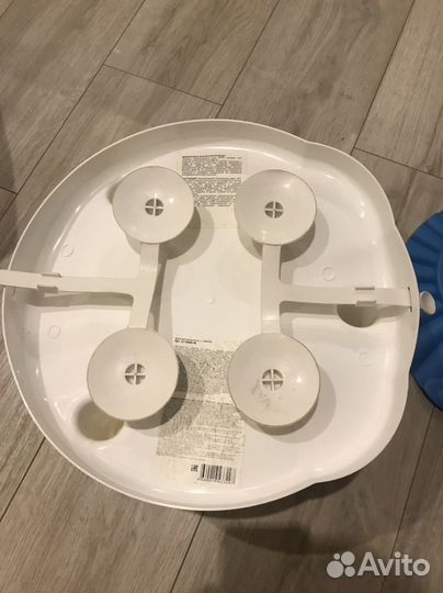 Стульчик для купания babyton новый