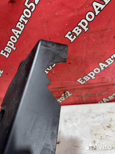 Декоративная крышка двигателя Suzuki Grand Vitara