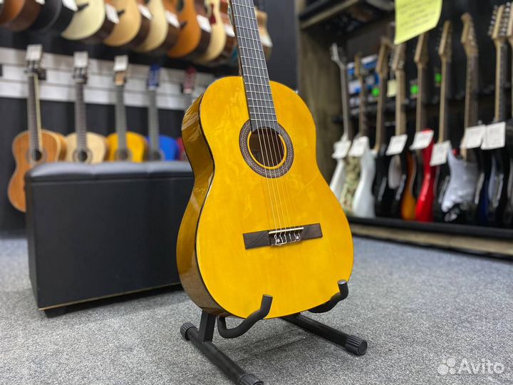 Гитара классическая