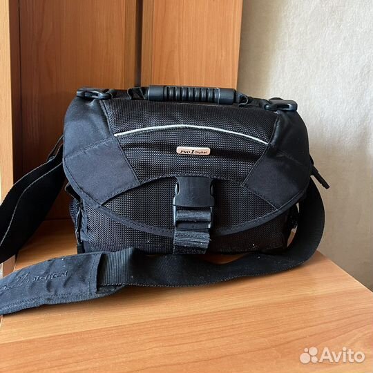 Canon EOS 7D Kit 18-135mm f/3.5-5.6 IS