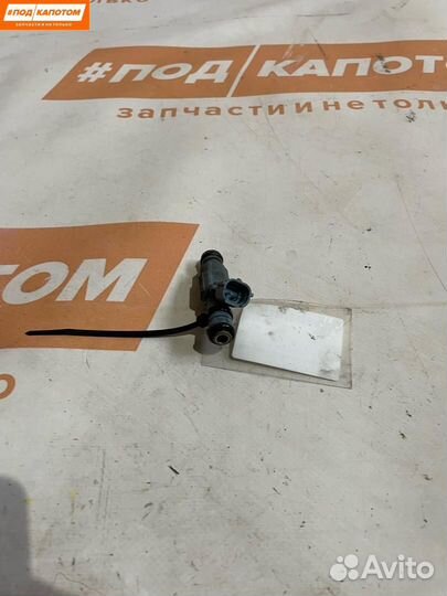 Форсунка топливная Hyundai ix35 2009 35310-2G300