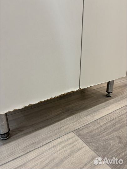 Раковина с тумбой