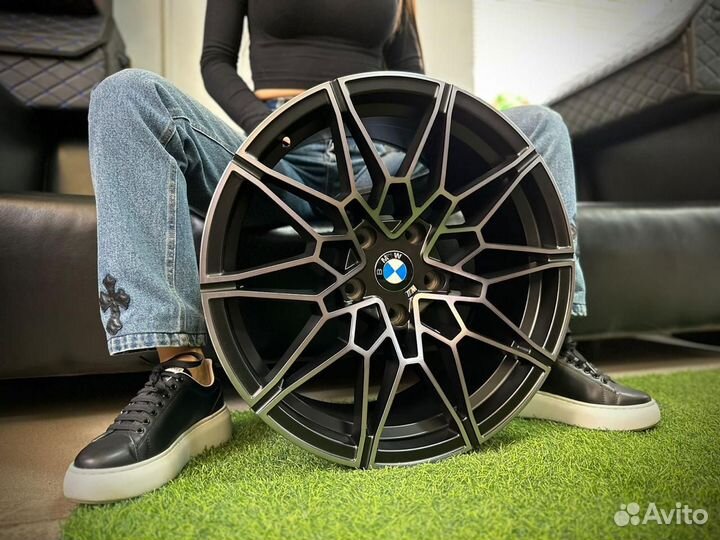 Диски литые 5/120 R18 BMW 7 новые