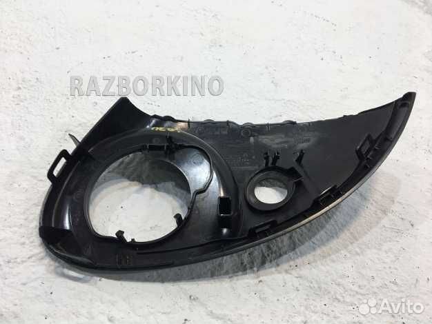 Накладка зеркала левого