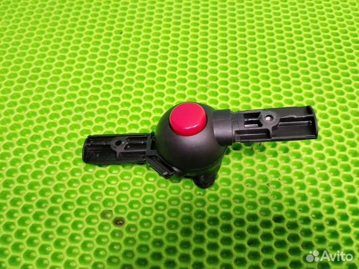 Шарнир ручки на коляску Yoya, сторона L