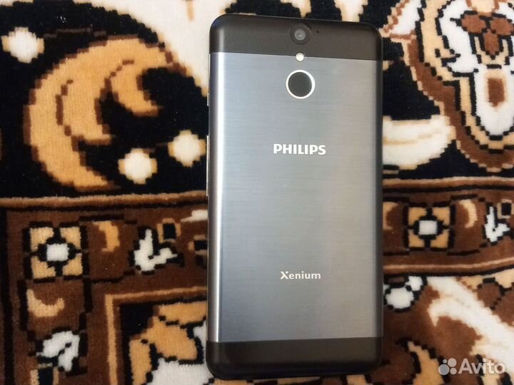 Philips Xenium X588, 3/32 ГБ