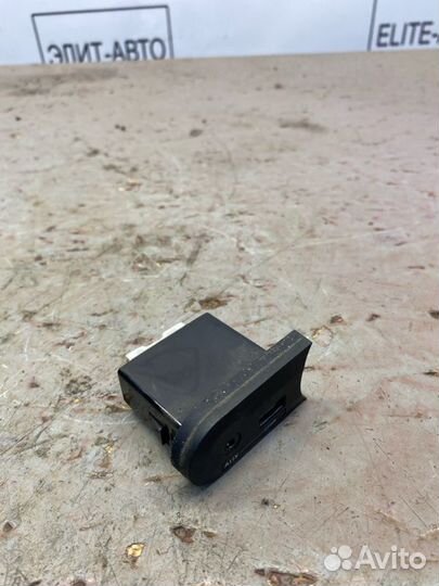 Блок USB Kia Rio 3 1.4 2016