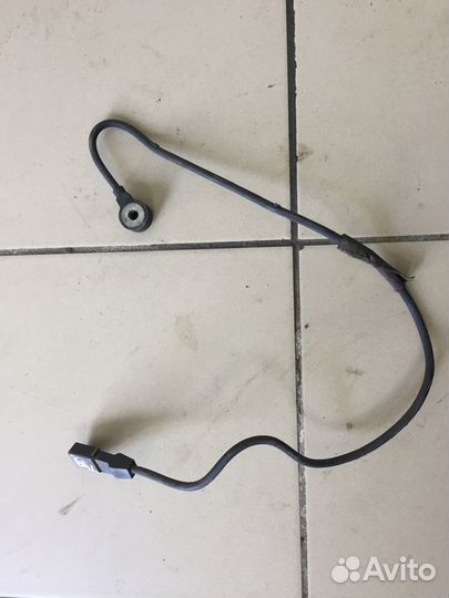 Датчик детонации audi A8 D3 quattro