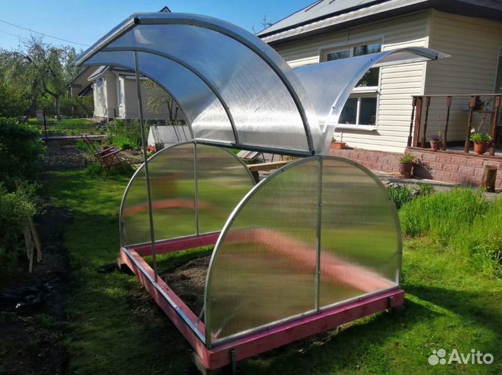 Парники новые/ Парник хлебница, бабочка, кабачок