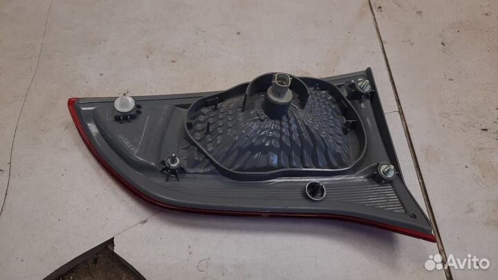 Фонарь внутренний левый