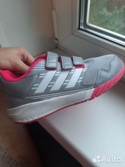 Кроссовки adidas 36