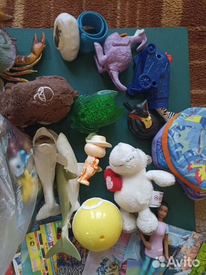 Игрушки из Макдональдс и Киндер одним лотом