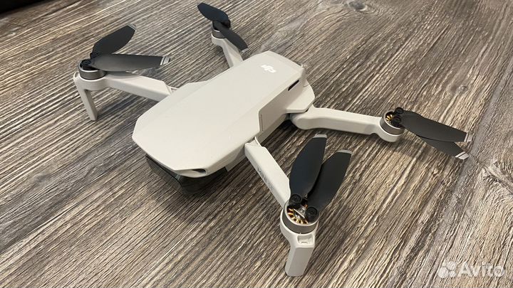 Квадрокоптер dji mini se
