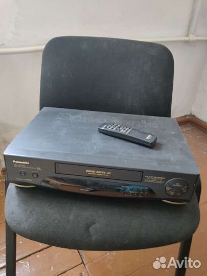 Видеомагнитофон panasonic
