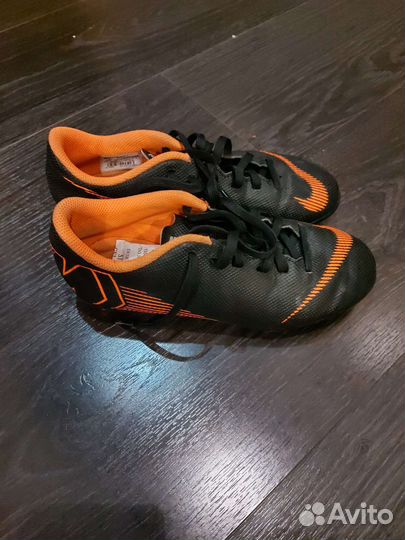 Продам бутсы nike