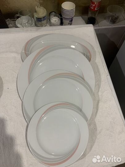 Набор тарелок