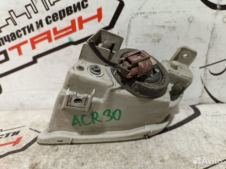 Туманка toyota estima nadia ACN10 ACN10H ACN15 ACN15H ACR30W ACR40W MCR30W MCR40W SXN10 SXN10H SXN15