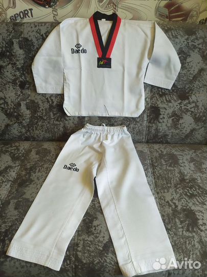 Добок для тхэквондо Daedo
