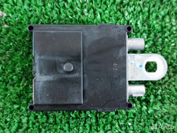 Усилитель антенны Mercedes Benz ML W164 2007