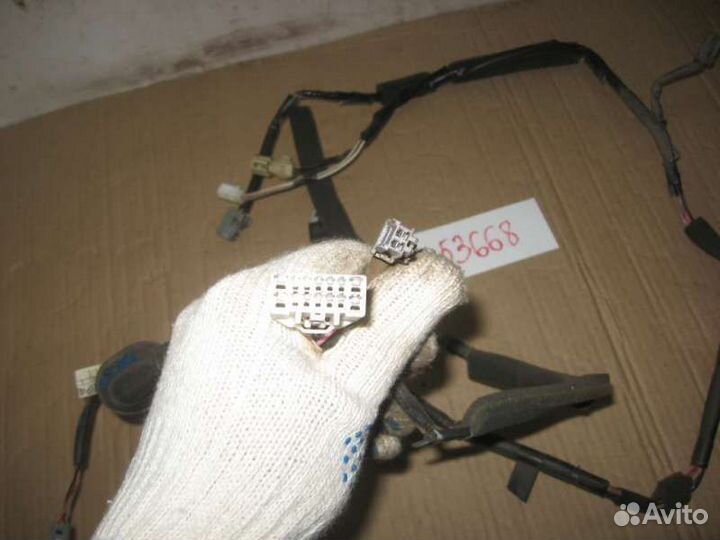 Проводка (коса) двери багажника Mazda 3 (BK) 2002