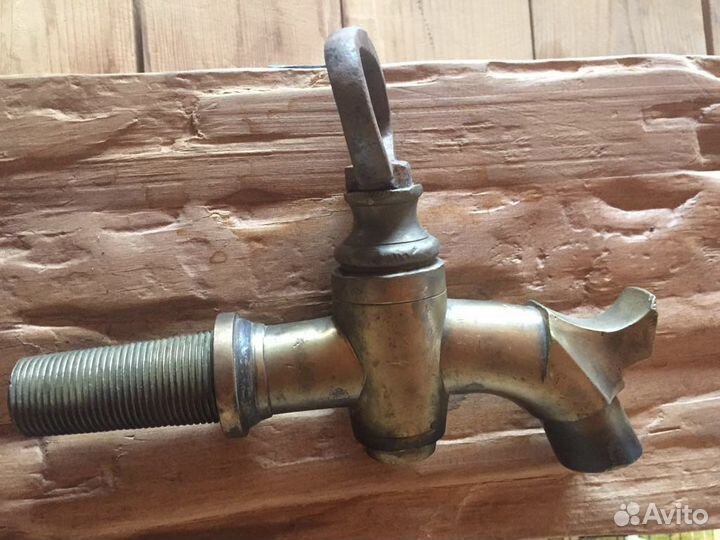 Кран латунный для дубовой бочки