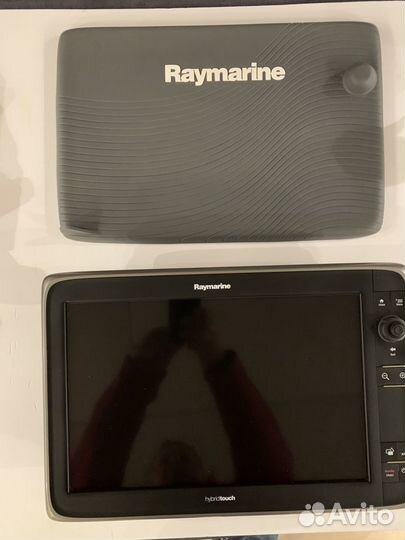 Навигационный монитор Raymarine