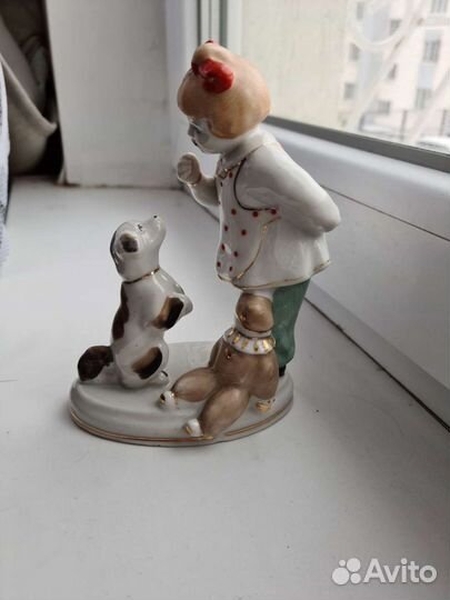Фарфоровые статуэтки лфз