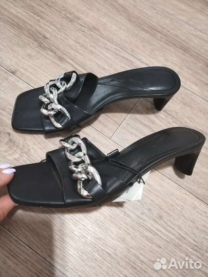 Шлепанцы Bershka 36р. Новые с биркой