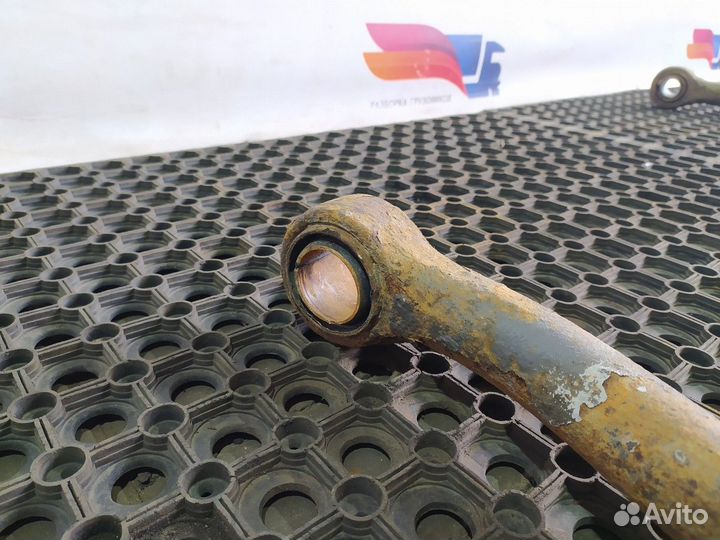 Стабилизатор передний