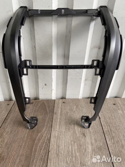 Ремка магнитолы Honda CR-V RE 77250 SWA A0