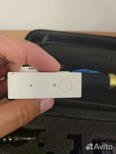 Экшен камера xiaomi yi 1