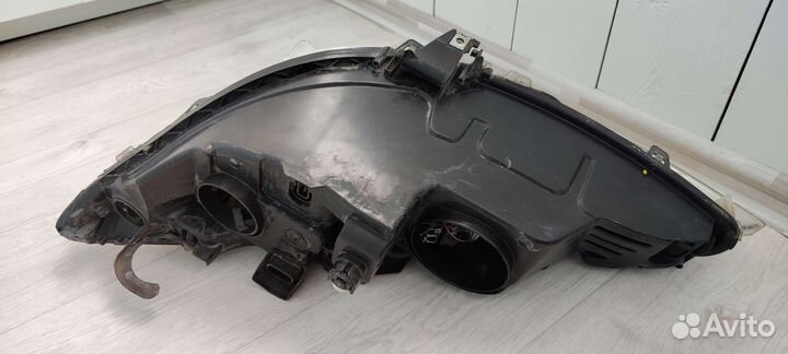 Фара правая peugeot 308