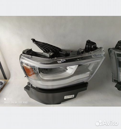 Dodge RAM OD 2019 USA комплект фар full led