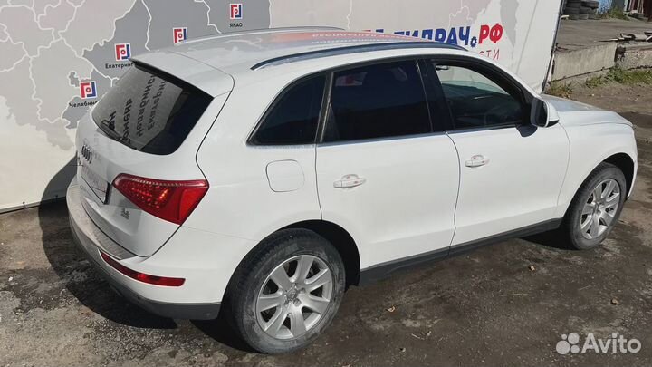 Ручка двери наружная задняя правая Audi Q5 (8R)