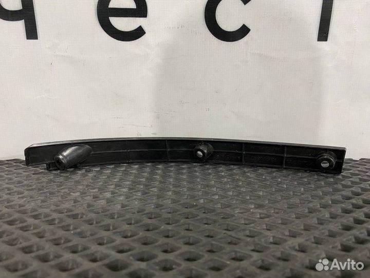 Панель уплотнительной резинки Volvo FH5 23544527