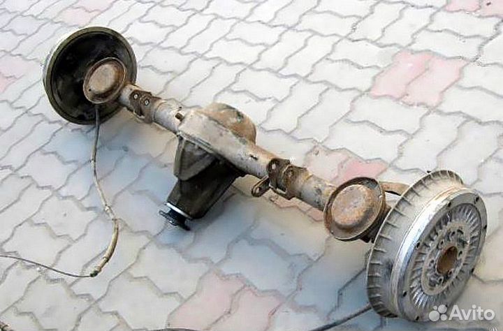 Задний мост в сборе