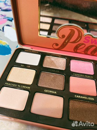 Палетка теней Too Faced Sweet Peach