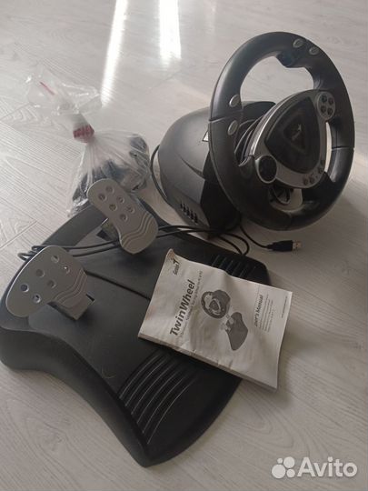 Игровой руль genius