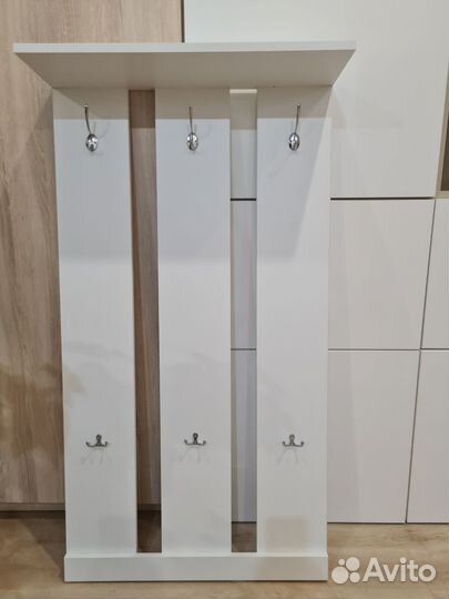 Вешалка в прихожую