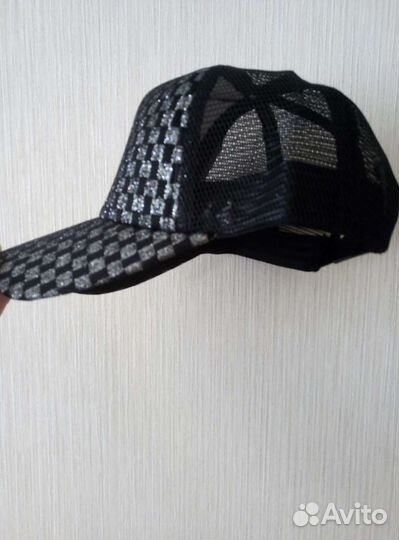 Бейсболка женская новая