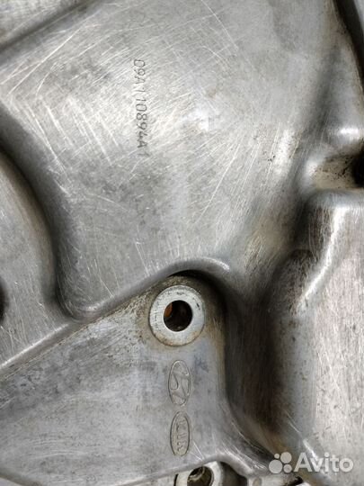 Крышка двигателя G4FC и масляный насос