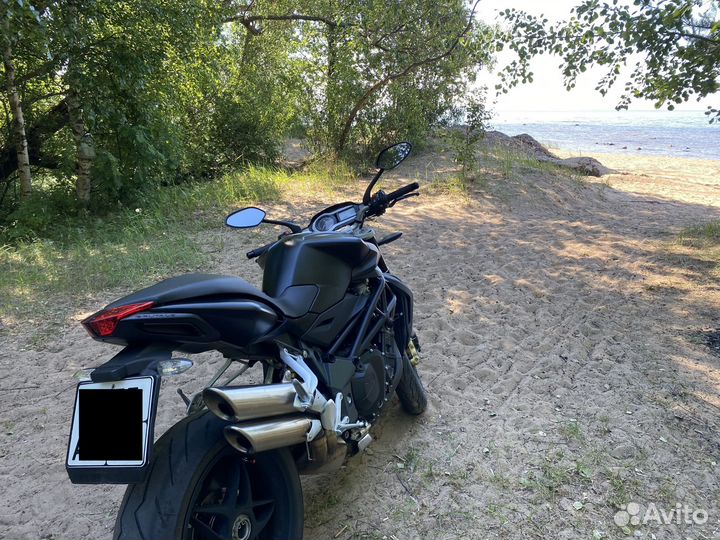 MV Agusta Brutale 920